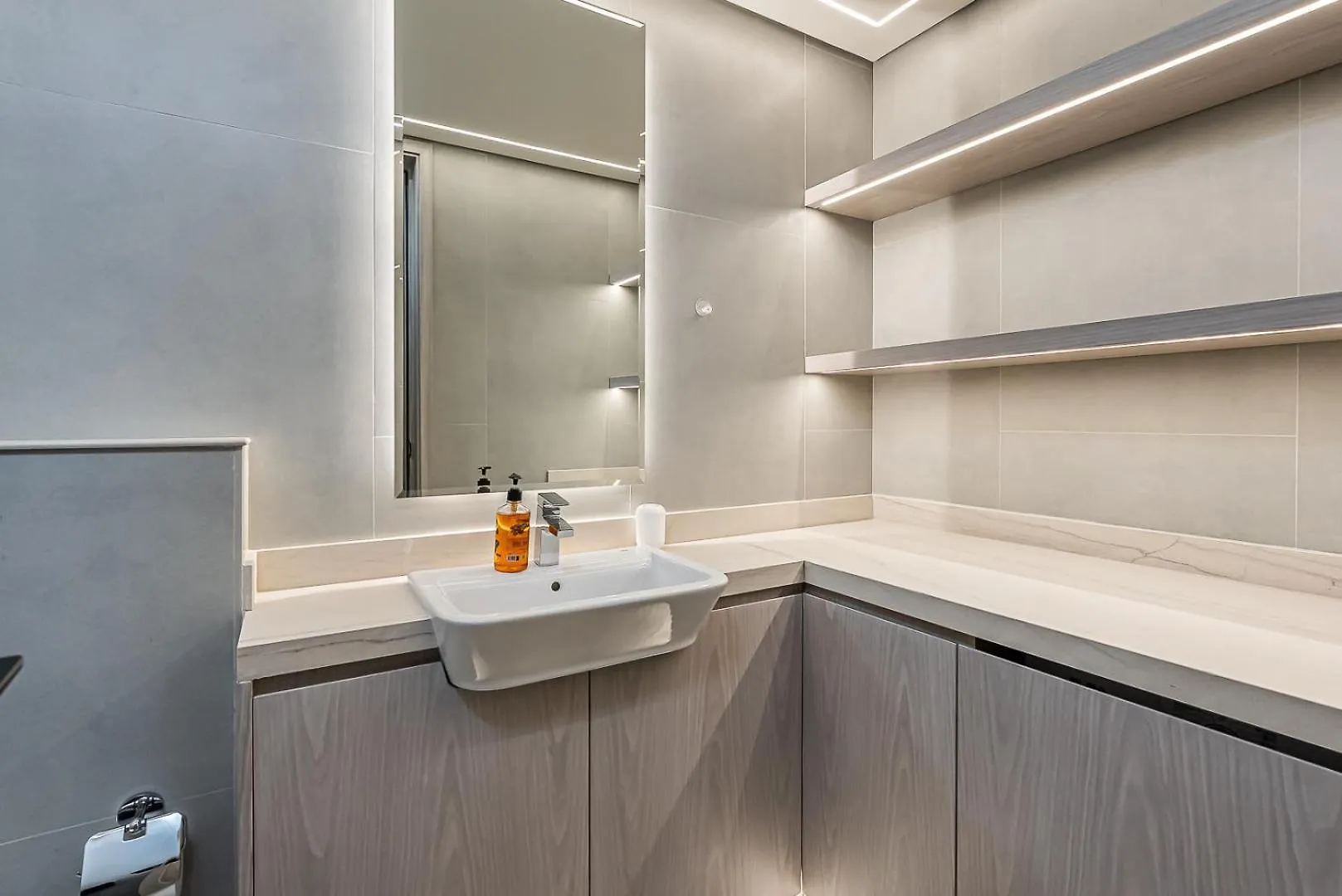 Elegant 1Bdr Apartment In Jvc Dubai 0*,  United Arab Emirates